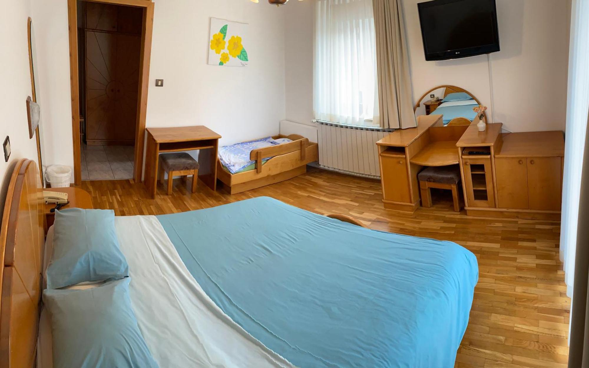 ホテル Ekoturizem Hudicevec ポストイナ 部屋 写真