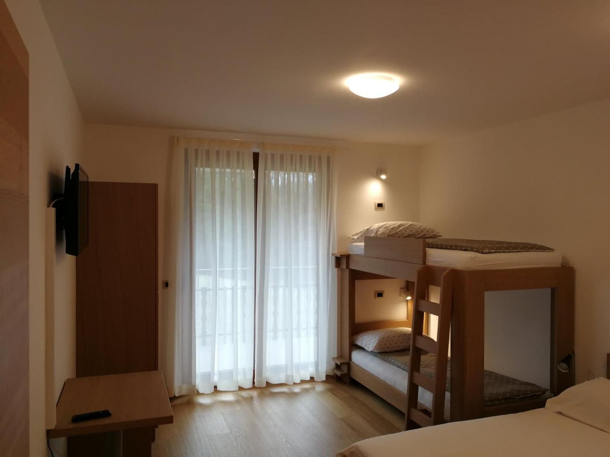 ホテル Ekoturizem Hudicevec ポストイナ 部屋 写真