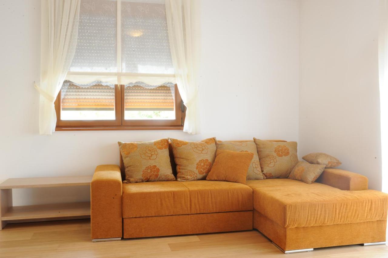 ホテル Ekoturizem Hudicevec ポストイナ 部屋 写真